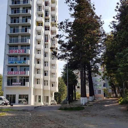 Lux Apartment 1 Makhinjauri Εξωτερικό φωτογραφία